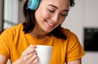 Should You Choose Online French Classes or French Immersion Programs? An Expert Guide